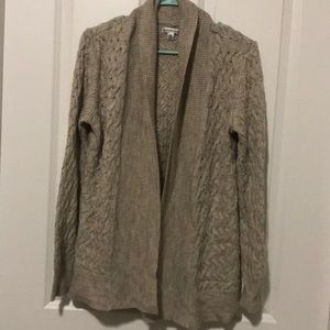 Tan/brown cable knit sweater